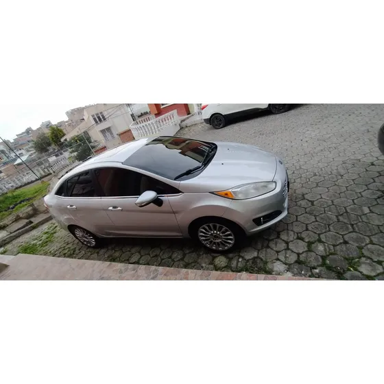 Ford Fiesta 1.6 Titanium At