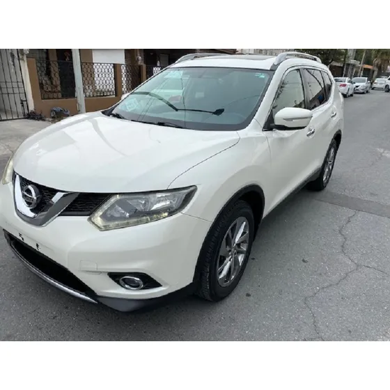 Nissan X-trail 2.5 Advance 3 Row Mt