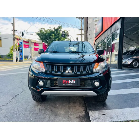 Mitsubishi L200 2.4 Triton Gl Cab. Dupla 4x4 4p
