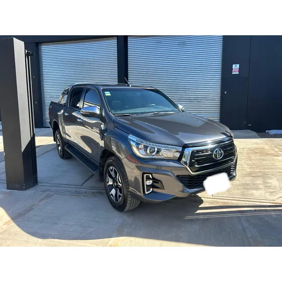 Toyota Hilux Pick-up 2.8 Cd Srx 177cv 4x4 At