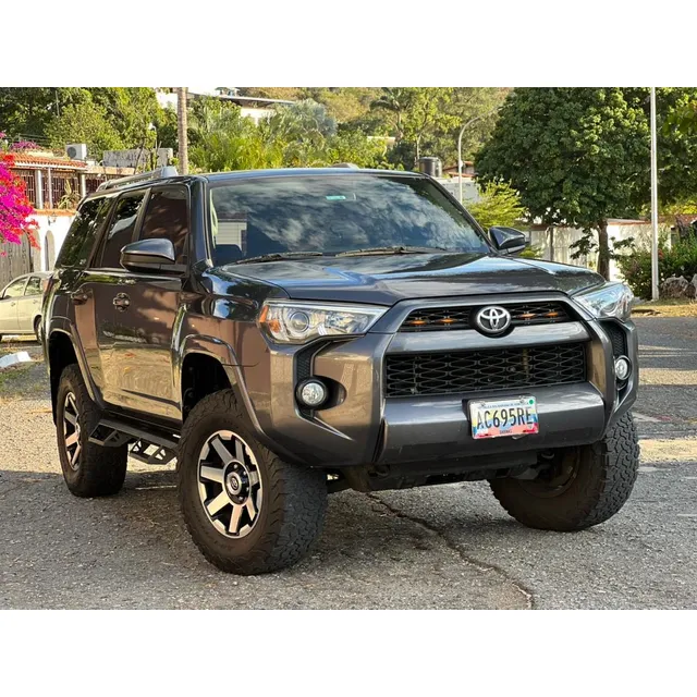 Toyota 4runner Sr5