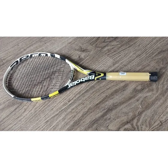Caiu O Preço!!!  Raquete Babolat Aero Pro Quebrada.