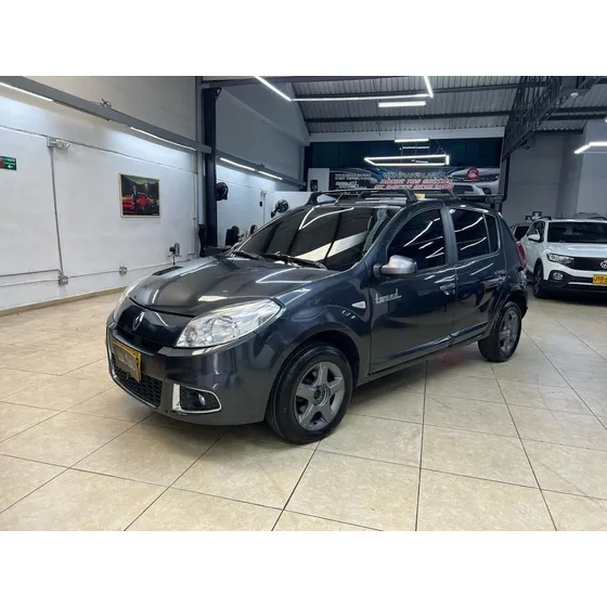 Renault Sandero 1.6 Dynamique 110 Hp