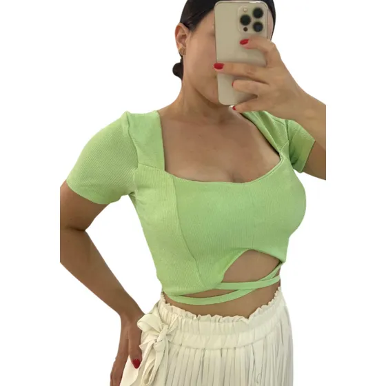 Cropped Manguinho Em Tecido Laurel Avulso, Com Bojo