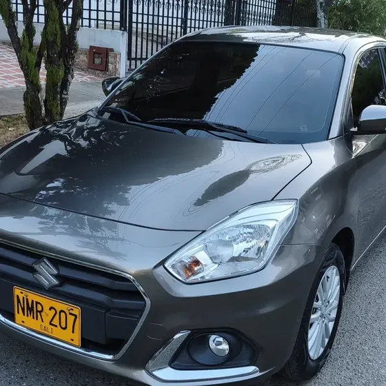 Suzuki Swift 2023 1.2 Dzire