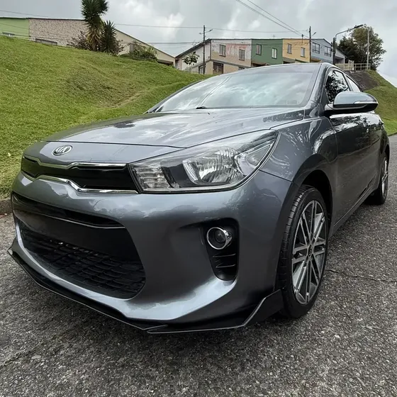 Kia Rio 2019 1.4 Vibrant Hb At