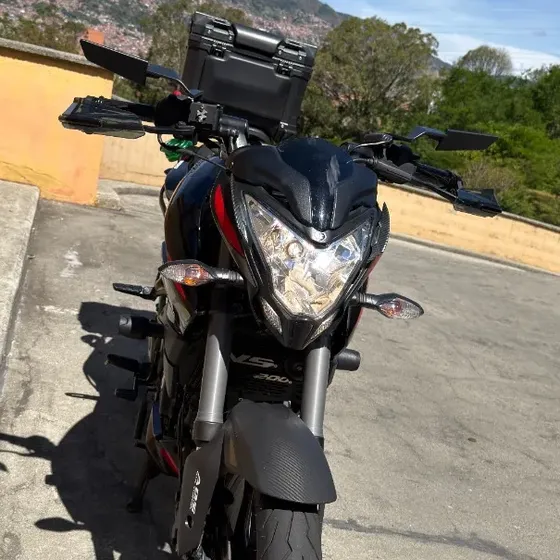 Pulsar Ns200 Fi Abs Dc 2025