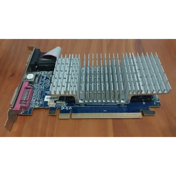 Placa De Video Club3d Amd Radeon Hd 5450 1gb Pcie
