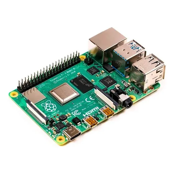 Raspberry Pi 4 Modelo B de 4 GB de RAM na caixa