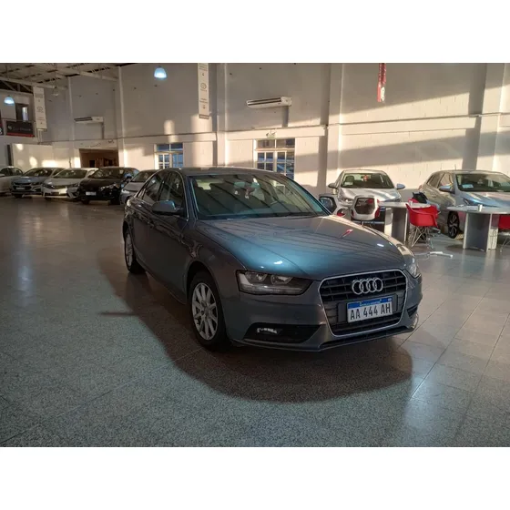 Audi A4 1.8 T Fsi Attraction L12