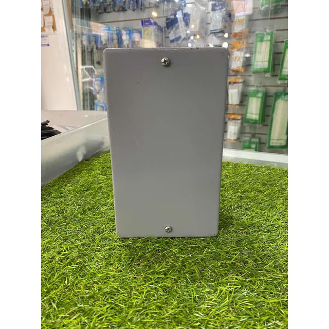 Caja Metálica Para Breaker Con Tapa Ciega. Caja Hermética 