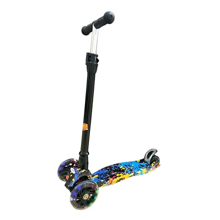 Patinete Flash Com Luz Nas Rodas Radical Estampa Colorida Dm Toys