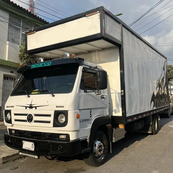Volkswagen Delivery   10.160 /2017