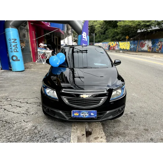 Chevrolet Onix 1.4 Lt Spe/4