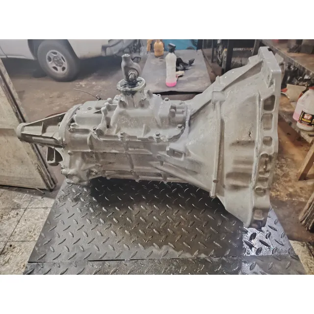 Caja Sincrónica Ford Bronco. Aplica Para Otros 500 Css Usada