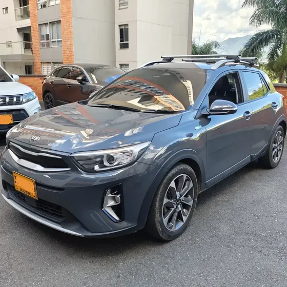 Kia Stonic 2022 1.0 Zenith