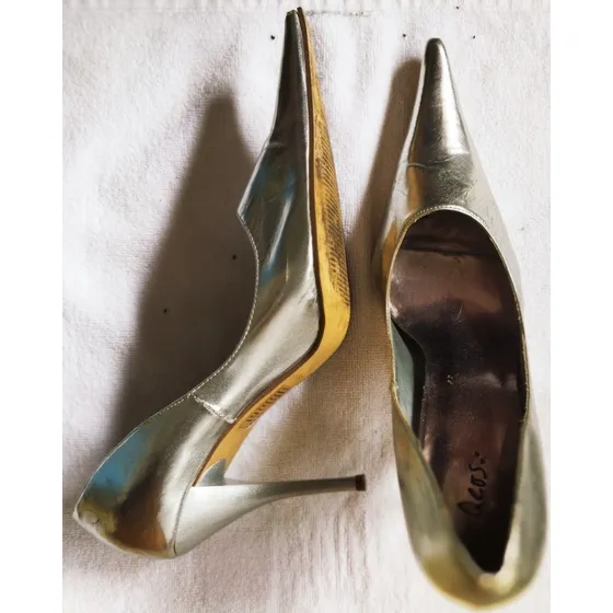 Zapatilla, Sandalias Y Zapatos De Tacón (remate)