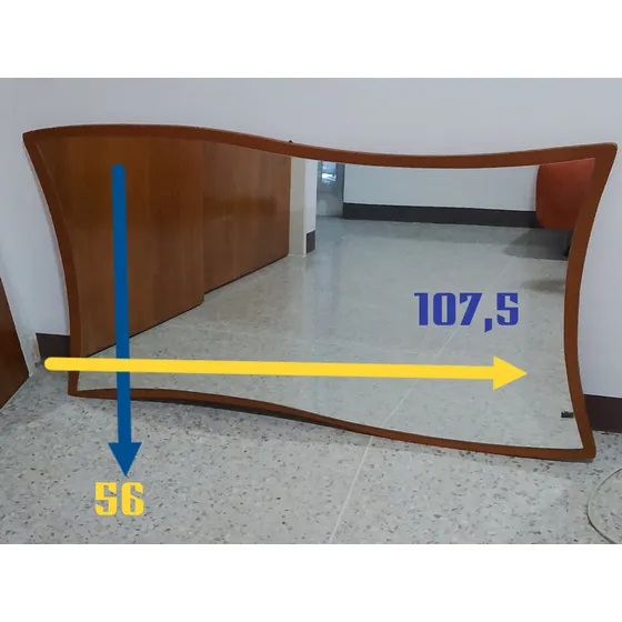 Espejo De Pared Horizontal Con Forma Ondulada 107,5x56