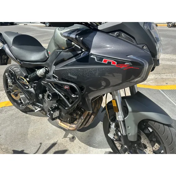 Benelli Tnt600 Gt  Hermosa