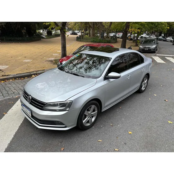 Volkswagen Vento 2.5 Advance Plus 170cv Tiptronic