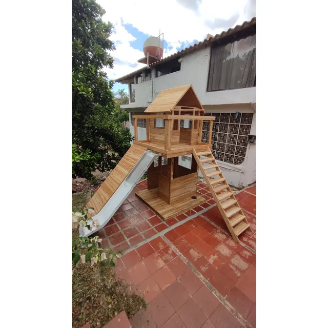 Casa De Juego En Madera Para Niños, Inmunizada E Impermeable