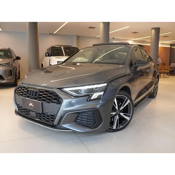 Audi A3 Sedan Performance Black 2.0 Tfsi
