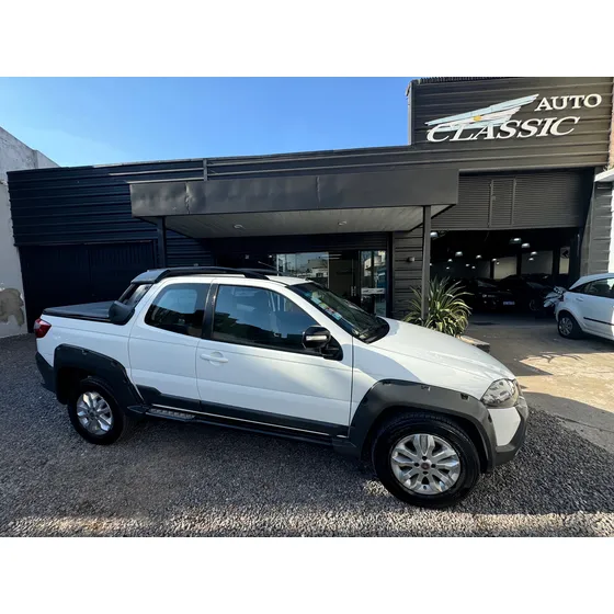 Fiat Strada 1.6 Adventure Cd Pack Top