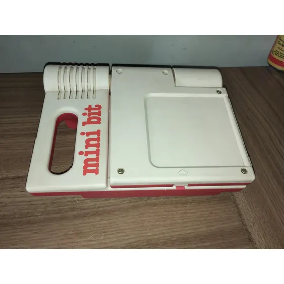Brinquedo Antigo Mini Bit Tectoy Bonito Sem Funcionar !!!!!!