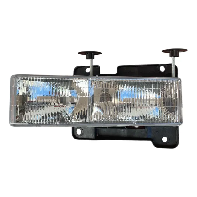 Faro Silverado Gran Blazer 1993 1994 1886 1998 Izquierdo
