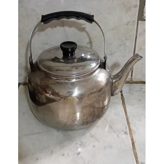 Elegante Tetera De Acero