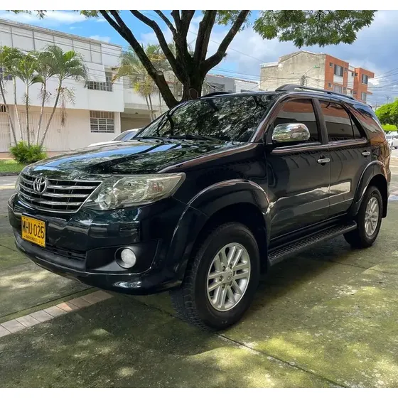 Toyota Fortuner 2012 2.7l 4x4