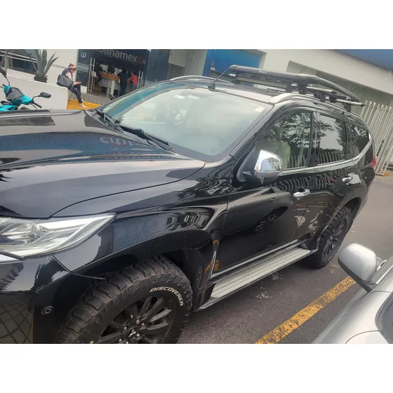 Mitsubishi Montero Montero Sport 4x4