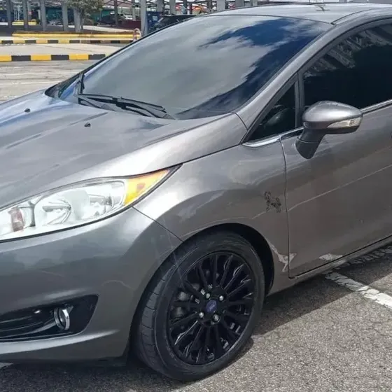Ford Fiesta 2014 1.6 Hatchback Titanium
