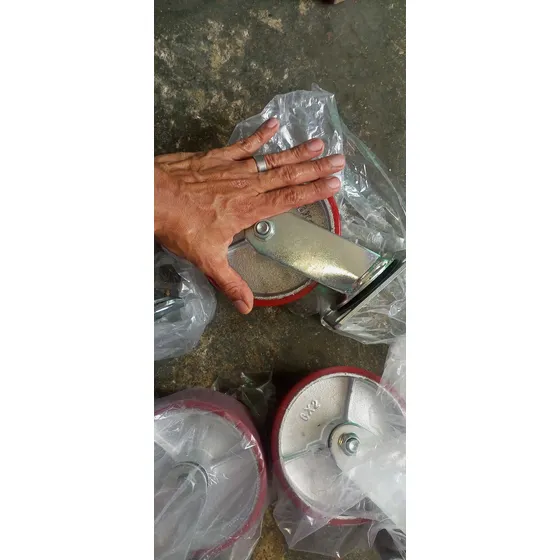 Ruedas Giratorias 6  Pulgada Carga Pesada Polieterano