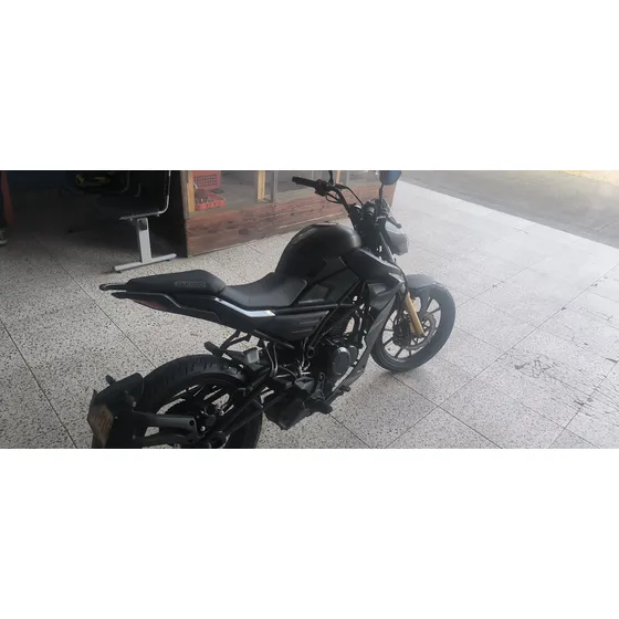 Se Vende Moto Victory Venom 18 Modelo 2013 Y 11000km De Uso
