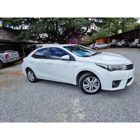 Toyota Corolla 1.8 Xei At