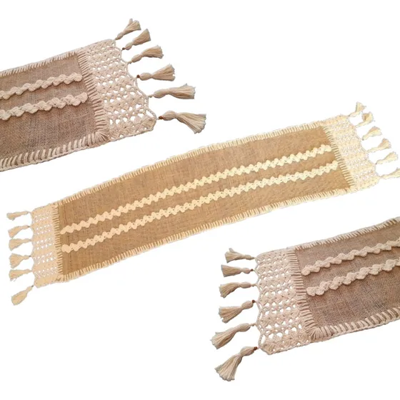 Camino De Mesa De Arpillera Con Crochet Beige Liso