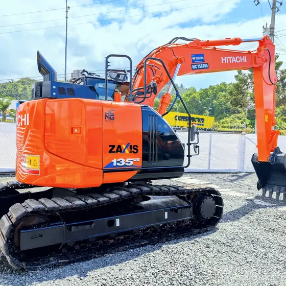 Excavadora Hitachi Zaxis 135-6 Año 2017 Importada 2026
