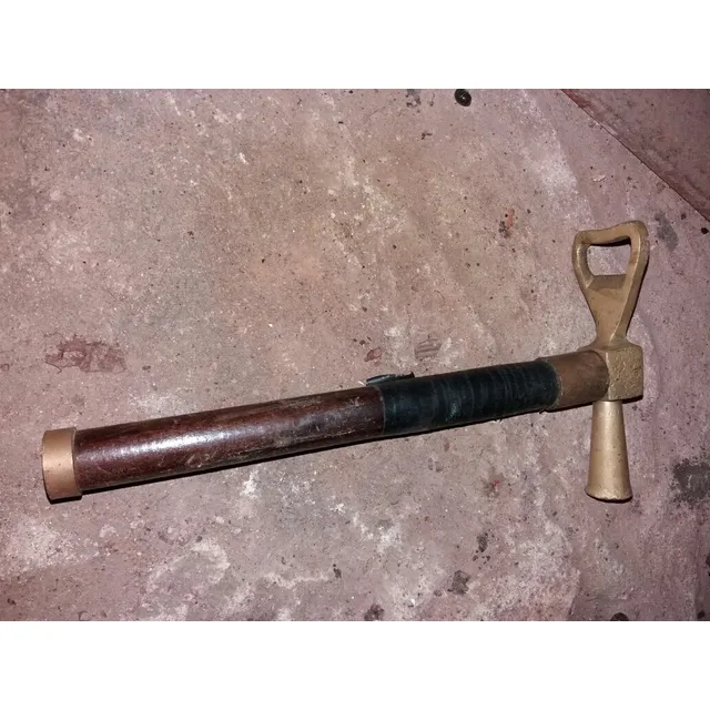 Martillo De Rematador Mozo
