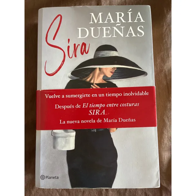 Libro Fisico Sira De María Dueñas