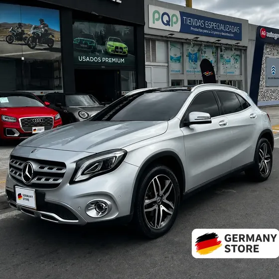Mercedes-Benz Clase Gla 2019 1.6 200 Urban