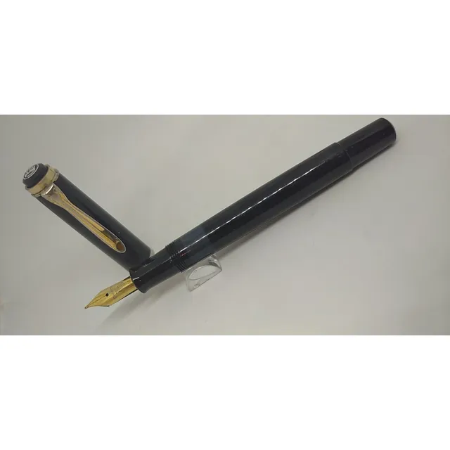 Pluma Fuente Pelikan M200 Classic Negro M