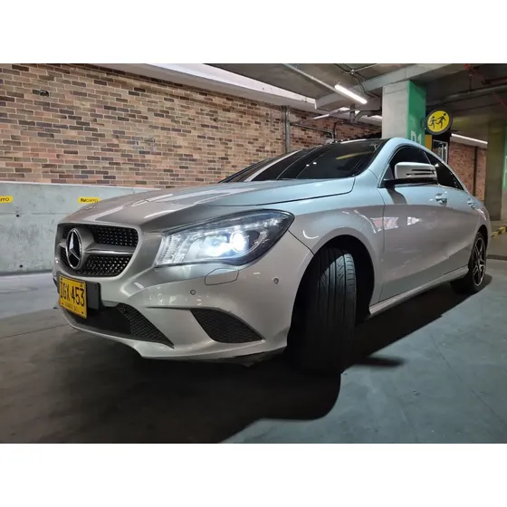 Mercedes-Benz Clase Cla 2016 1.6 180d Amg Line At