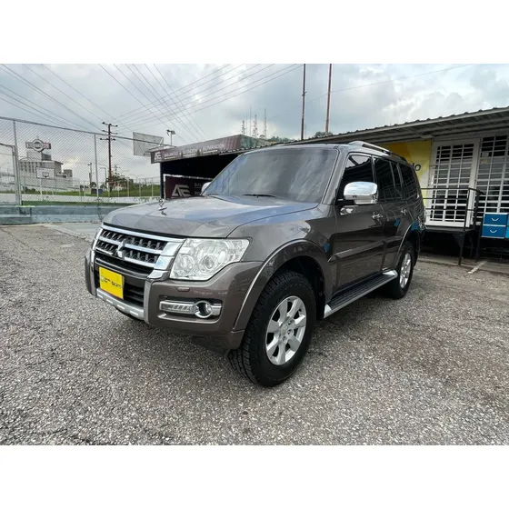 Mitsubishi Pajero Sport Wagon