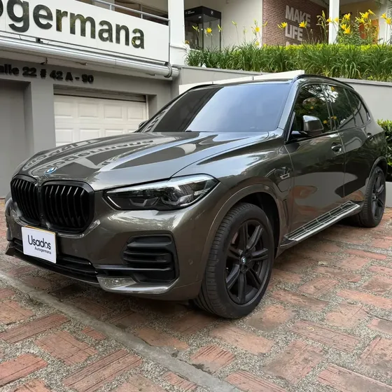 BMW X5 2023 3.0 Xdrive45e