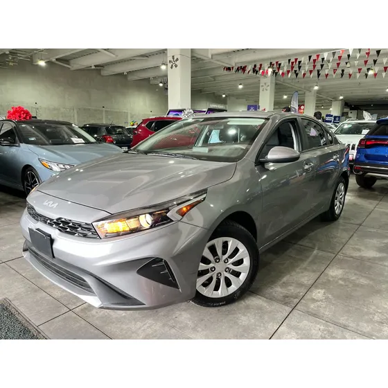 Kia Forte 2.0 L At