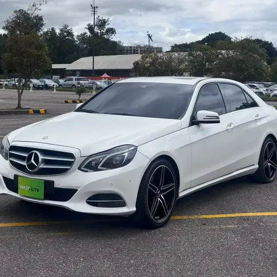 Mercedes-Benz E200 2014 2.0 Cgi
