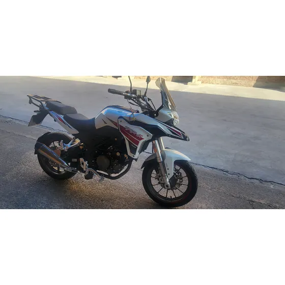 Benelli Trk 251