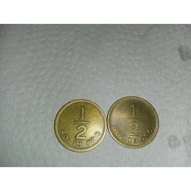 Moneda Peruana Medio Sol De Oro De 1975 Y 1976 D Coleccion