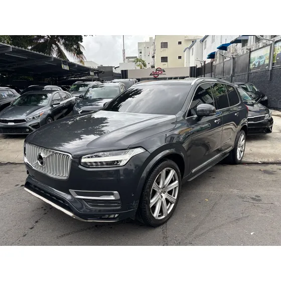 Volvo Xc90 T6 R Desigh